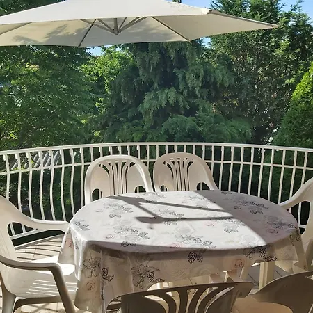 Haus Veiger 2 公寓 *